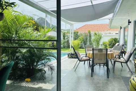 Villa in Hua Hin, Thailand 2 bedrooms № 147861 - photo 11