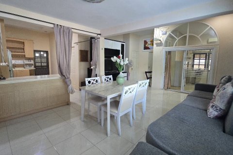 House in Hua Hin, Thailand 6 bedrooms № 147867 - photo 15