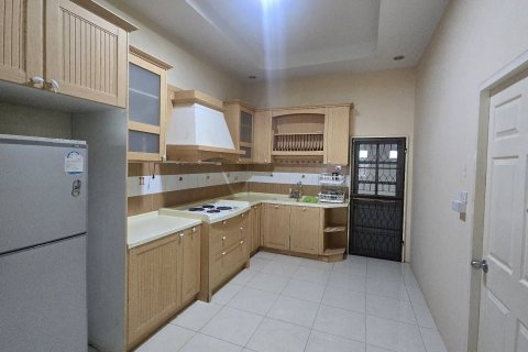 House in Hua Hin, Thailand 6 bedrooms № 147867 - photo 6