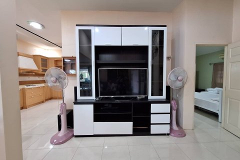 House in Hua Hin, Thailand 6 bedrooms № 147867 - photo 23