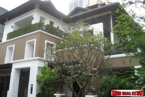 บ้านในกรุงเทพฯ, ประเทศไทย 4 ห้องนอน № 203936