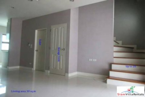 ทาวน์เฮาส์ในกรุงเทพฯ, ประเทศไทย 3 ห้องนอน № 203937 - รูปถ่าย 3