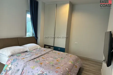 Condominio de 2 dormitorios en Pattaya, Tailandia № 212670 - foto 4