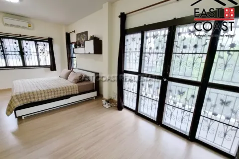 Casa de 3 dormitorios en Pattaya, Tailandia № 212671 - foto 13