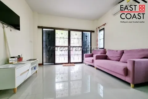 Casa de 3 dormitorios en Pattaya, Tailandia № 212671 - foto 9