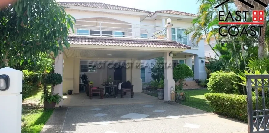 Casa de 4 dormitorios en Pattaya, Tailandia № 212669