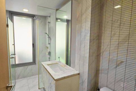 Condo à Watthana, Bangkok, Thaïlande, 2 chambres  № 172006 - photo 8