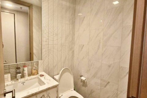 Condo à Watthana, Bangkok, Thaïlande, 2 chambres  № 172006 - photo 9