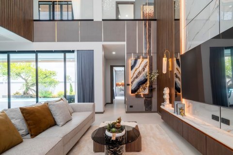 Вилла в Паттайе, Таиланд с 5 спальнями  № 172004 - фото 12