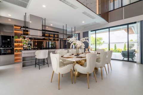 Вилла в Паттайе, Таиланд с 5 спальнями  № 172004 - фото 15