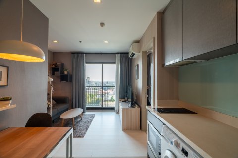 Студия в кондо в Клонг Тоэй, Бангкок, Таиланд № 148145 - фото 6