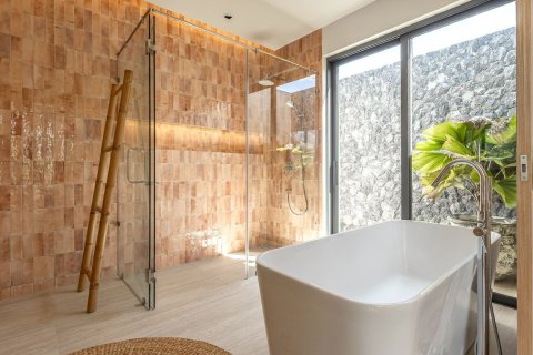 Villa in Phuket, Thailand 3 bedrooms № 148147 - photo 23