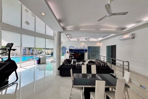 บ้านในพัทยา, ประเทศไทย 4 ห้องนอน № 197038 - รูปถ่าย 4