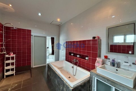 บ้านในพัทยา, ประเทศไทย 4 ห้องนอน № 197038 - รูปถ่าย 16
