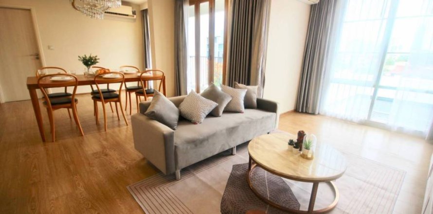 Condo à Bangkok, Thaïlande, 3 chambres  № 172827
