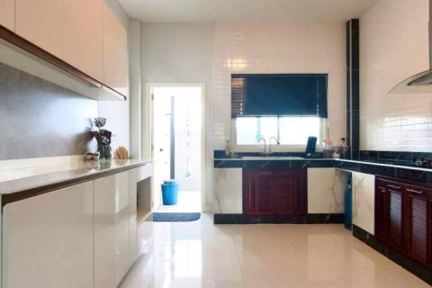 Maison à Pattaya, Thaïlande 3 chambres № 172828 - photo 8