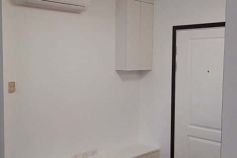 Condo in Bang Na, Bangkok, Thailand, 2 bedrooms  № 158097 - photo 3