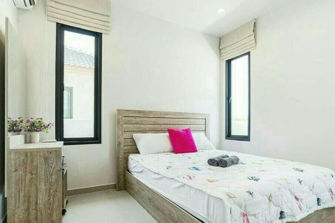 Villa in Hua Hin, Thailand 3 bedrooms № 158101 - photo 10