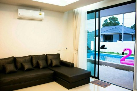 Villa in Hua Hin, Thailand 3 bedrooms № 158101 - photo 5