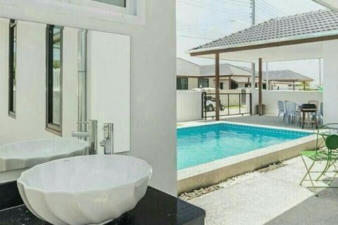 Villa in Hua Hin, Thailand 3 bedrooms № 158101 - photo 14