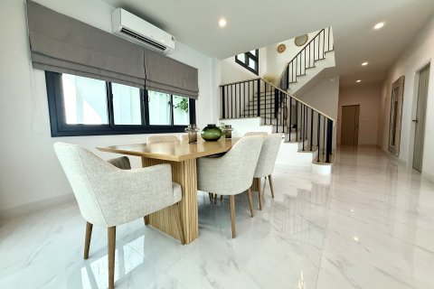 House in Phuket, Thailand 4 bedrooms № 173180 - photo 9