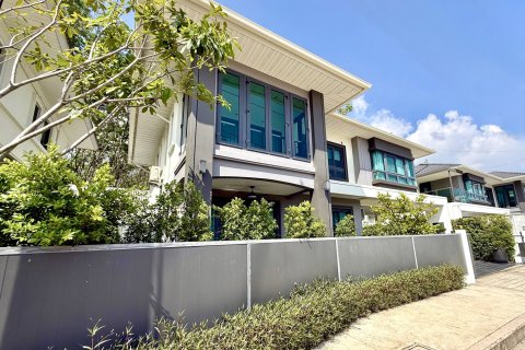 House in Phuket, Thailand 4 bedrooms № 173180