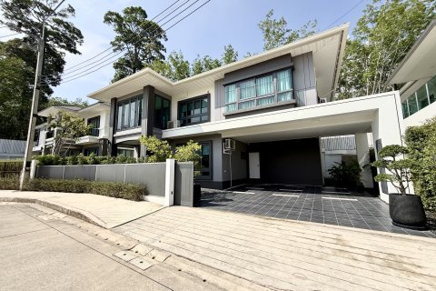 House in Phuket, Thailand 4 bedrooms № 173180 - photo 2