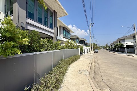 House in Phuket, Thailand 4 bedrooms № 173180 - photo 3