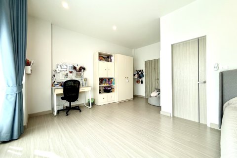 House in Phuket, Thailand 4 bedrooms № 173180 - photo 23