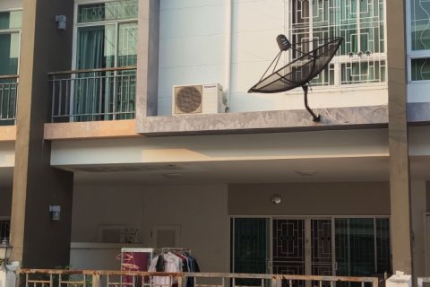 Таунхаус в Бангкхэ, Бангкок, Таиланд с 3 спальнями  № 173176 - фото 6