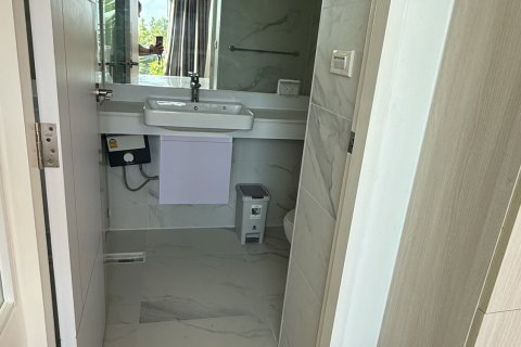 Studio in the Condo in Phuket, Thailand  № 173181 - photo 4