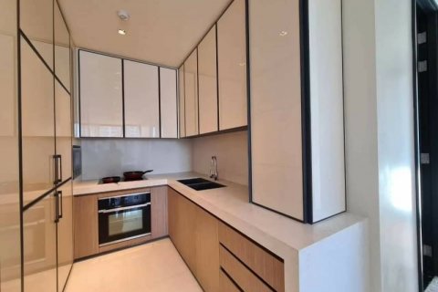 Condo in Bangkok, Thailand, 2 bedrooms  № 133828 - photo 7