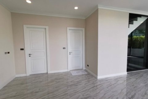 Вилла в Ваттхане, Бангкок, Таиланд с 4 спальнями № 133832 - фото 24