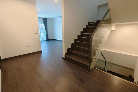 Villa in Bangkok, Thailand 4 bedrooms № 133831 - photo 21