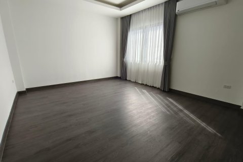 Villa in Bangkok, Thailand 4 bedrooms № 133831 - photo 24