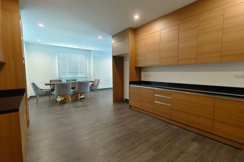 Villa in Bangkok, Thailand 4 bedrooms № 133831 - photo 8