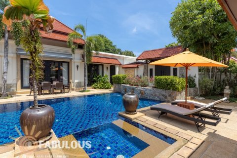 Villa in Bang Tao, Thailand 4 bedrooms № 179480