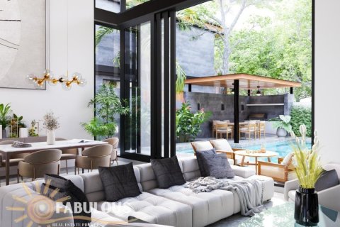 Villa in Bang Tao, Thailand 3 bedrooms № 179477 - photo 10