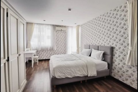 Кондоминиум с 2 спальнями в Патхум Ване, Бангкок, Таиланд № 134057 - фото 6