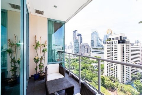Condo in Pathum Wan, Bangkok, Thailand, 3 bedrooms № 134054 - photo 7