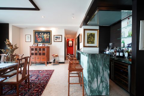 Condo in Pathum Wan, Bangkok, Thailand, 3 bedrooms № 134054 - photo 23