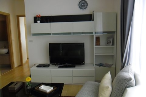 Condo in Bangkok, Thailand, 2 bedrooms № 144086 - photo 3