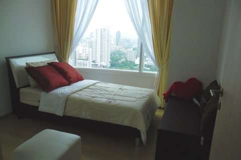 Condo in Bangkok, Thailand, 2 bedrooms № 144086 - photo 7