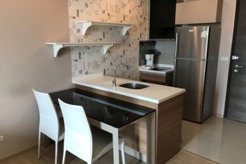 Кондоминиум с 1 спальней в Бангкоке, Таиланд № 144085 - фото 3