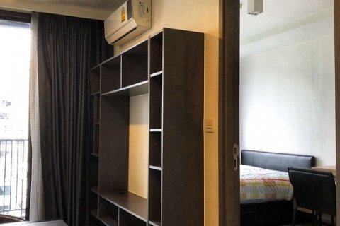 Condo in Bangkok, Thailand, 1 bedroom  № 144090 - photo 5