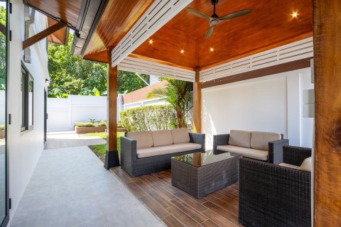 Villa in Phuket, Thailand 5 bedrooms № 155066 - photo 4