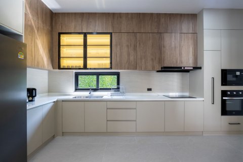 Villa in Phuket, Thailand 5 bedrooms № 155066 - photo 14