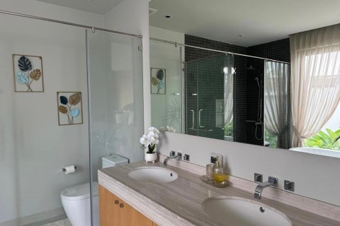 House in Bang Tao, Thailand 3 bedrooms № 157340 - photo 8