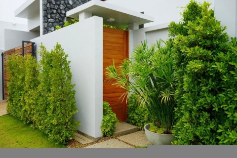 House in Bang Tao, Thailand 3 bedrooms № 157340 - photo 27