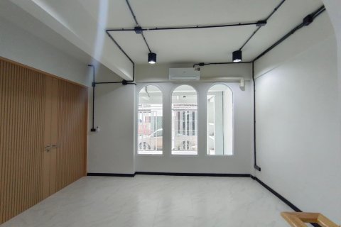 Townhouse in Bangkok Noi, Thailand 5 bedrooms № 157336 - photo 3